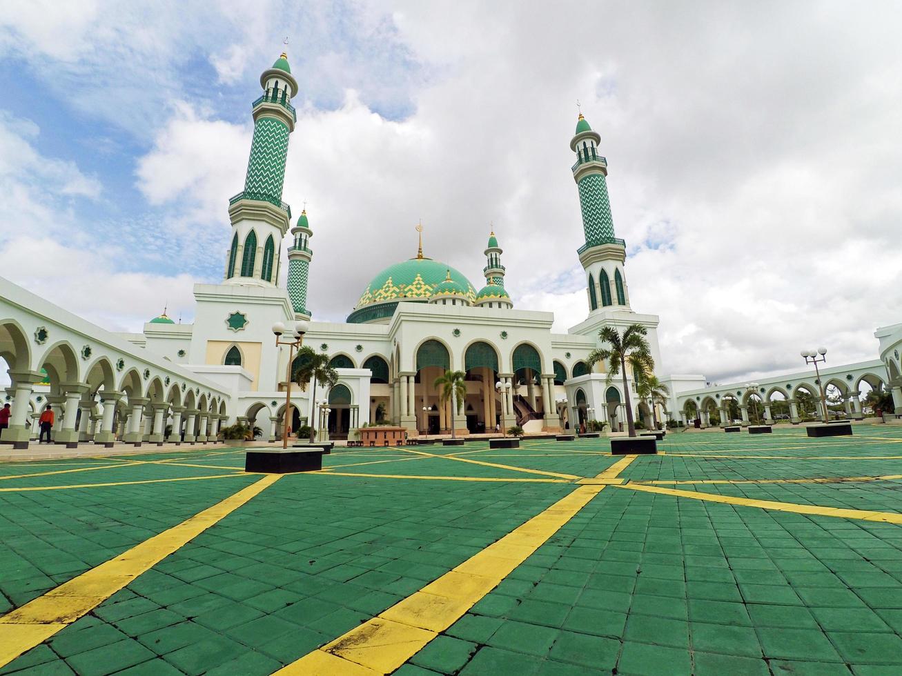 travel samarinda sangatta